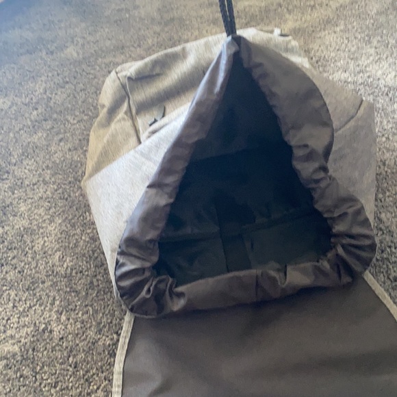 Backpack - Picture 3 of 4